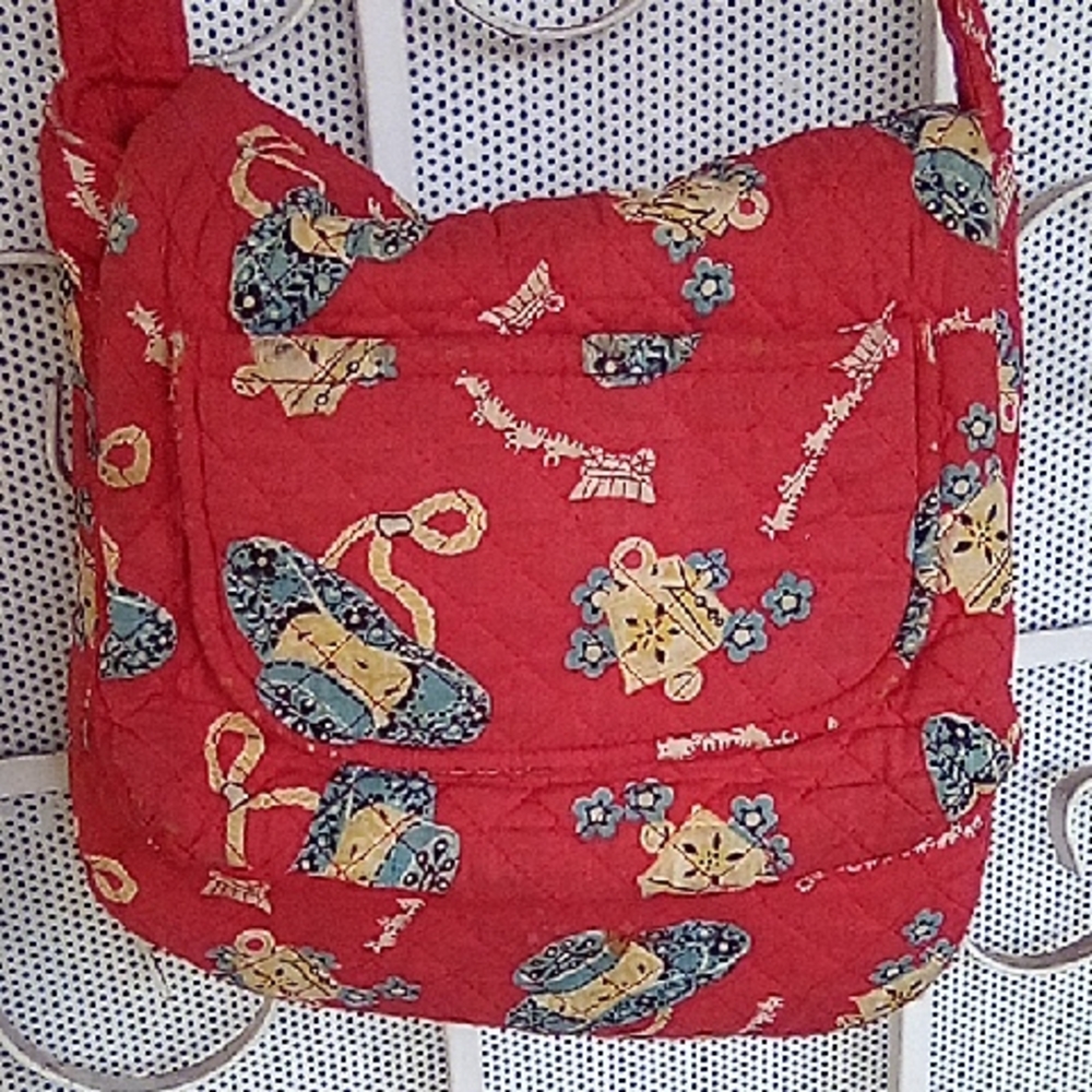 Vintage Quilted Padded Fabric Handbag Purse.